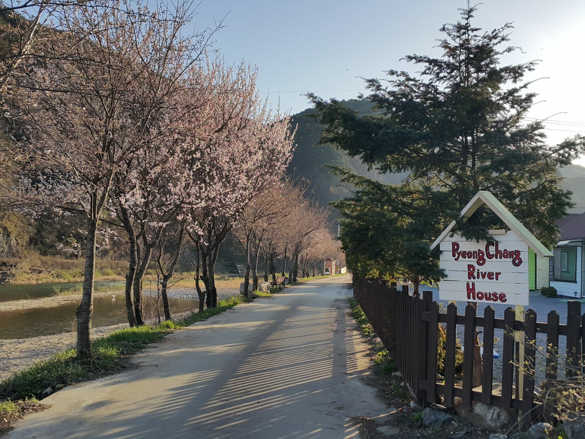 Pyeongchang River House المظهر الخارجي الصورة
